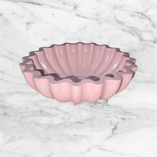 BlossomWave Scalloped Bowls