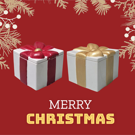 Gift Box design Christmas Candle, Handmade Soy Wax Candle in Red or Gold. 